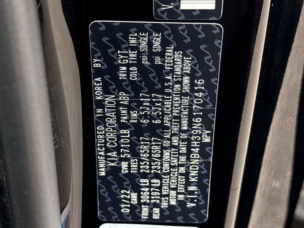 Used 2022 Kia Carnival LX image 28