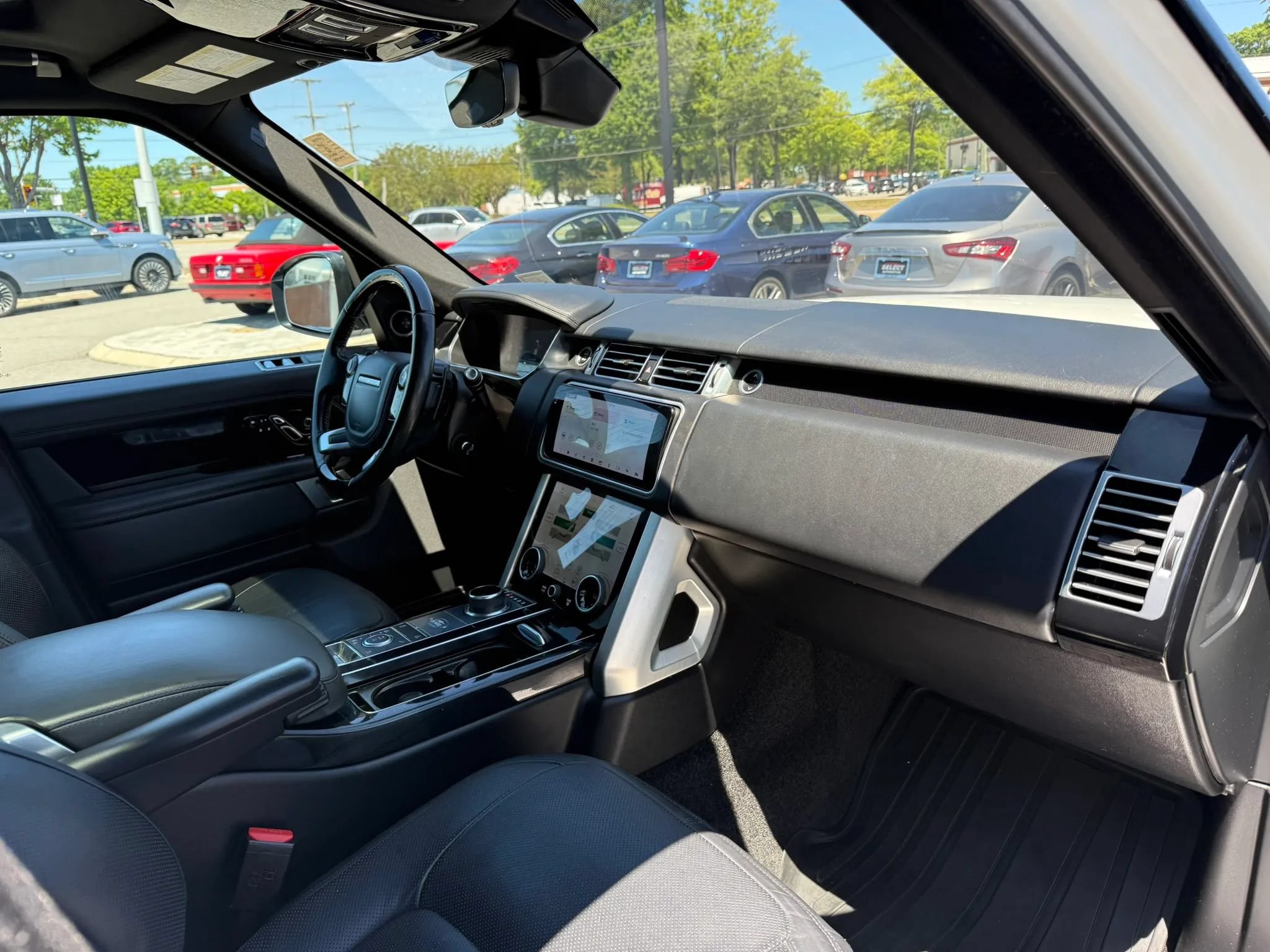 Used 2019 Land Rover Range Rover HSE AWD/4WD image 22