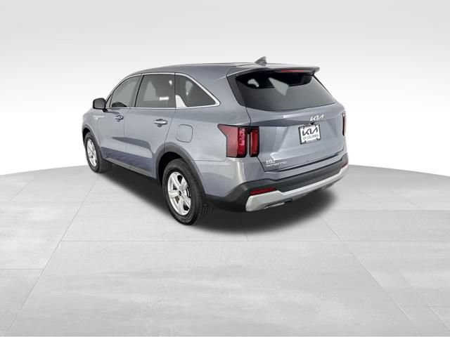 Certified 2024 Kia Sorento LX FWD image 9