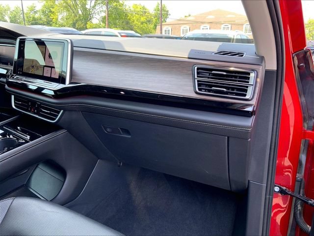 Certified 2024 Volkswagen Atlas SEL AWD/4WD image 21