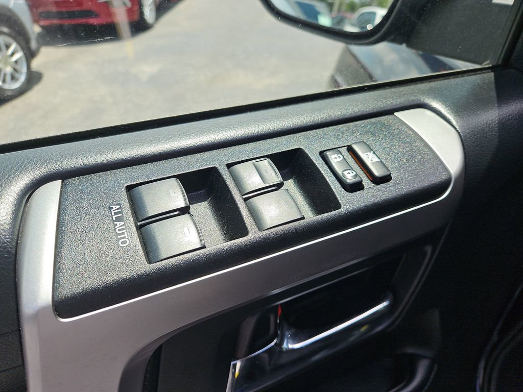 Used 2020 Toyota 4Runner SR5 image 19