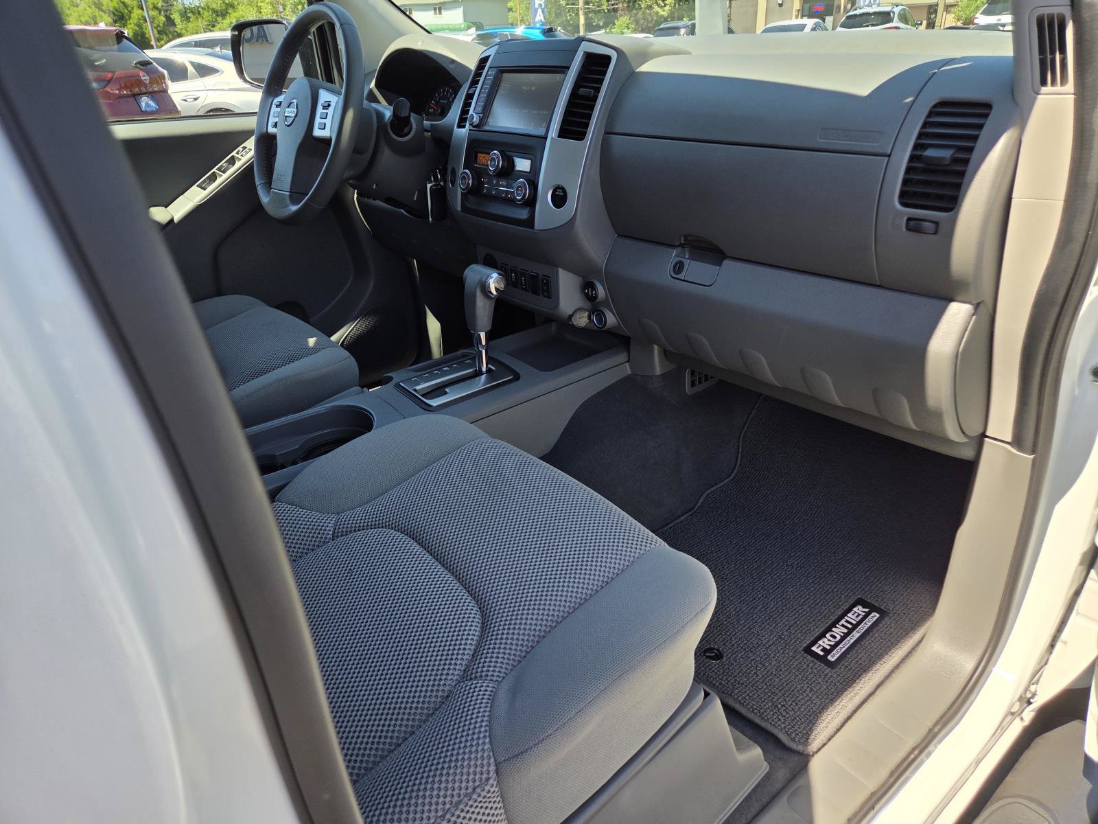 Used 2019 Nissan Frontier SV w/ Value Truck Package RWD image 21