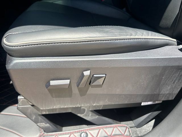 Used 2024 Tesla Cybertruck Cyberbeast AWD/4WD image 14