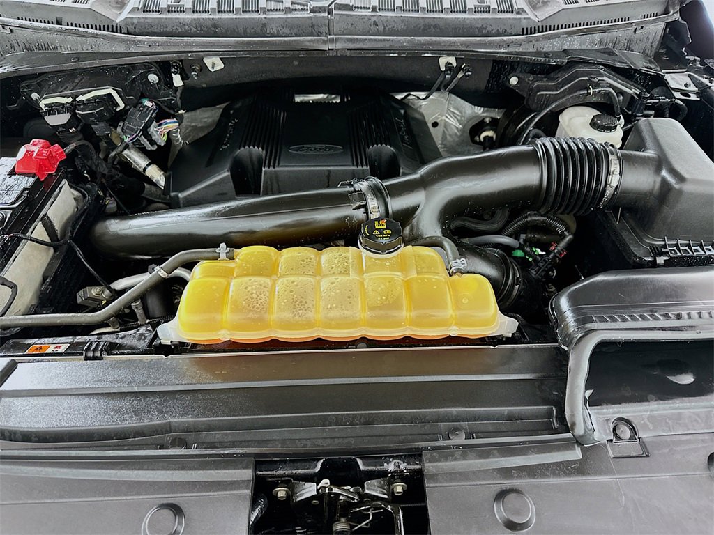 Used 2018 Ford F150 Lariat w/ Equipment Group 502A Luxury image 32