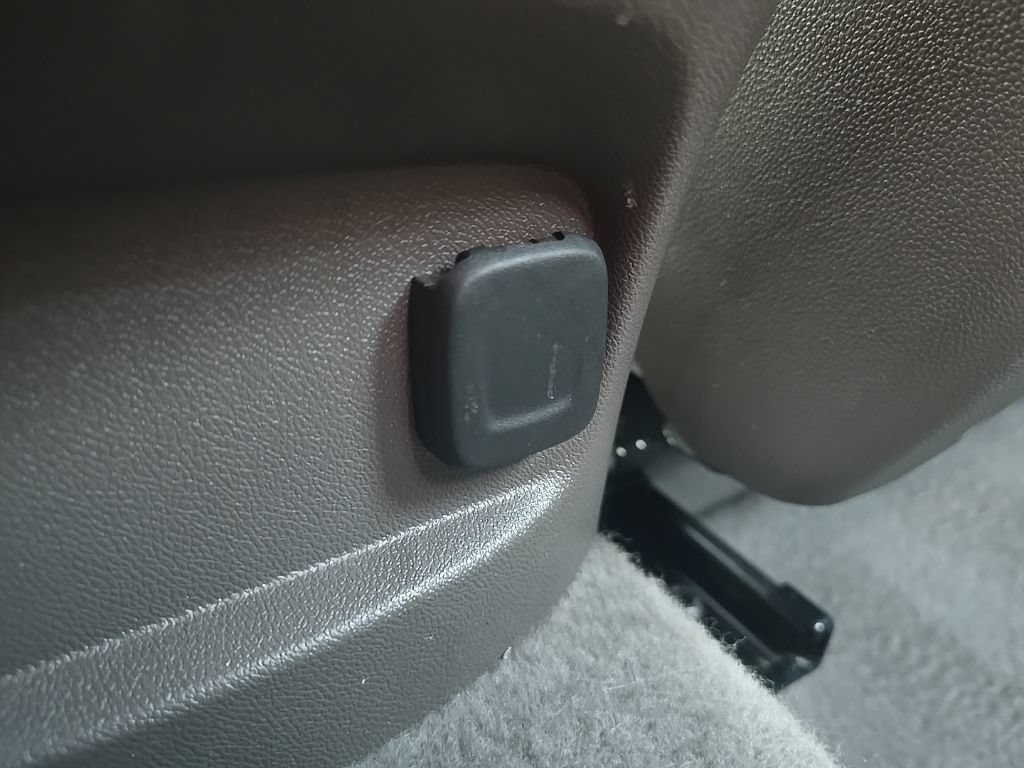 Used 2024 Chevrolet Malibu LT FWD image 34