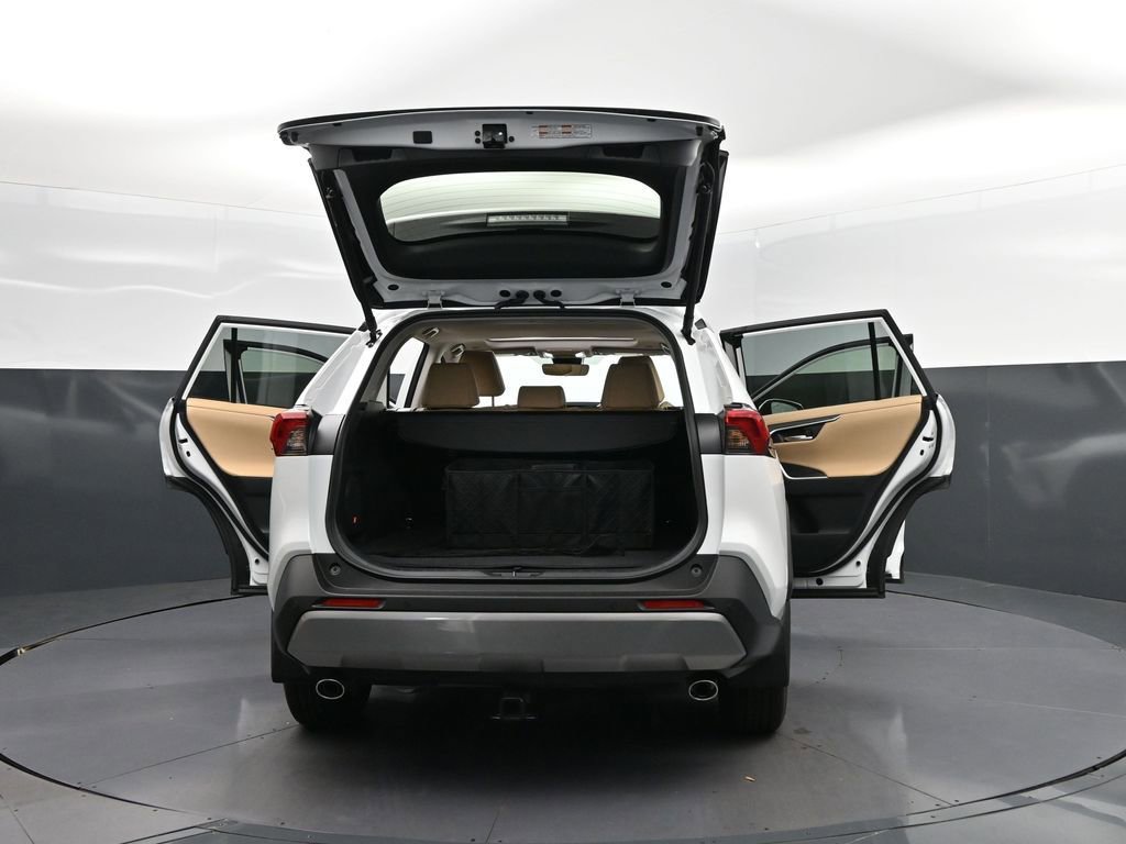 Used 2025 Toyota RAV4 Limited AWD/4WD image 51