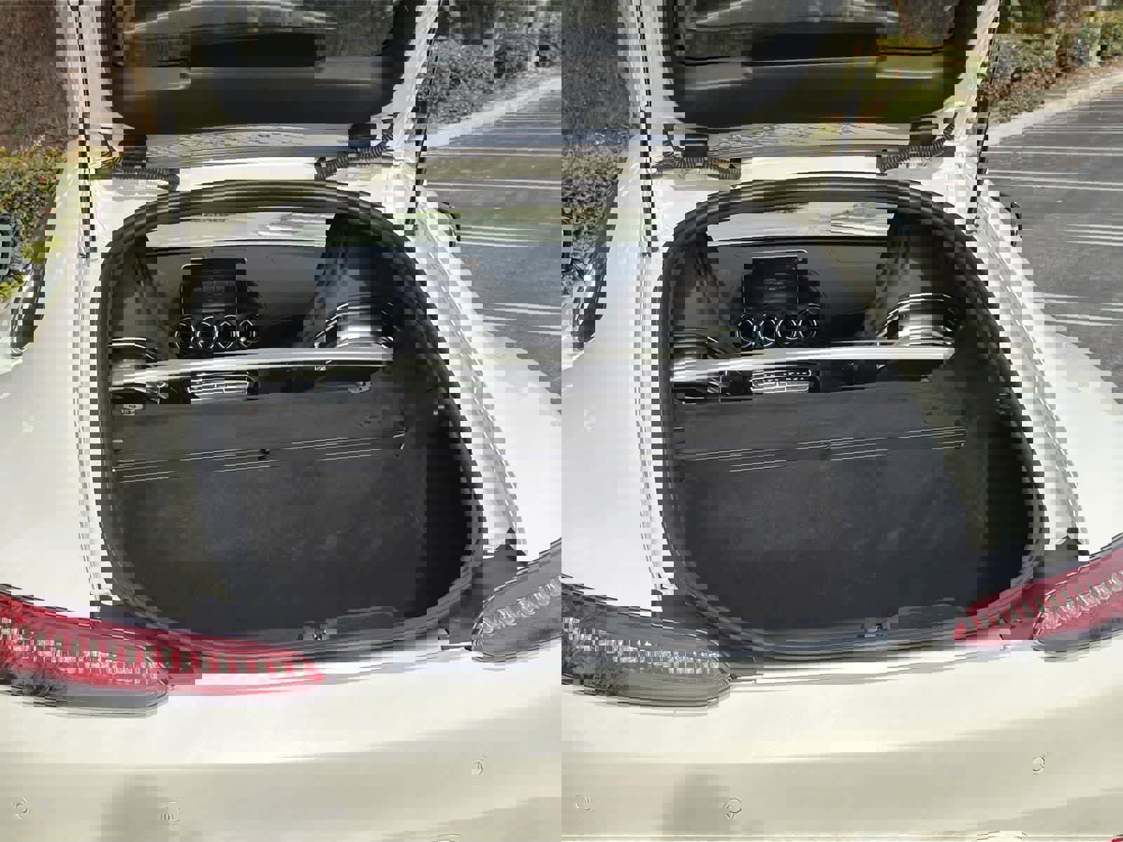 Used 2017 Mercedes-Benz AMG GT Coupe image 29