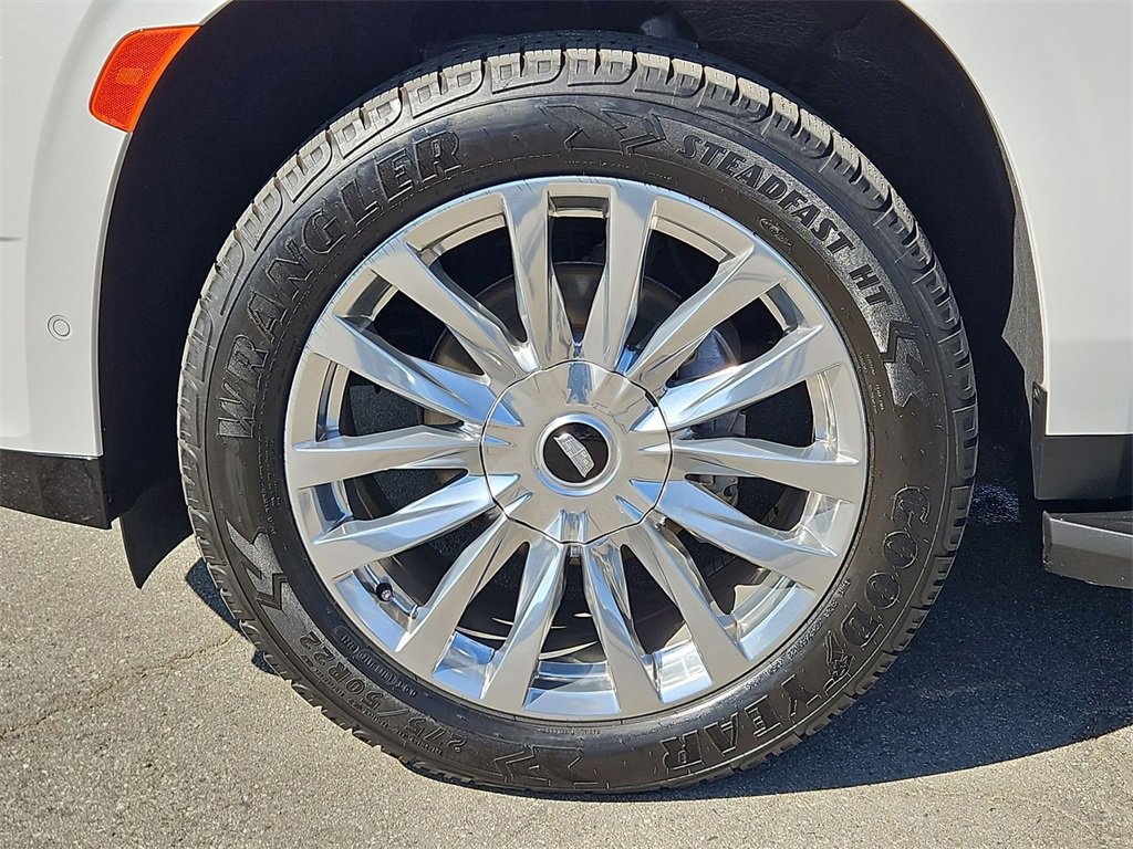 Certified 2021 Cadillac Escalade ESV Premium Luxury image 33