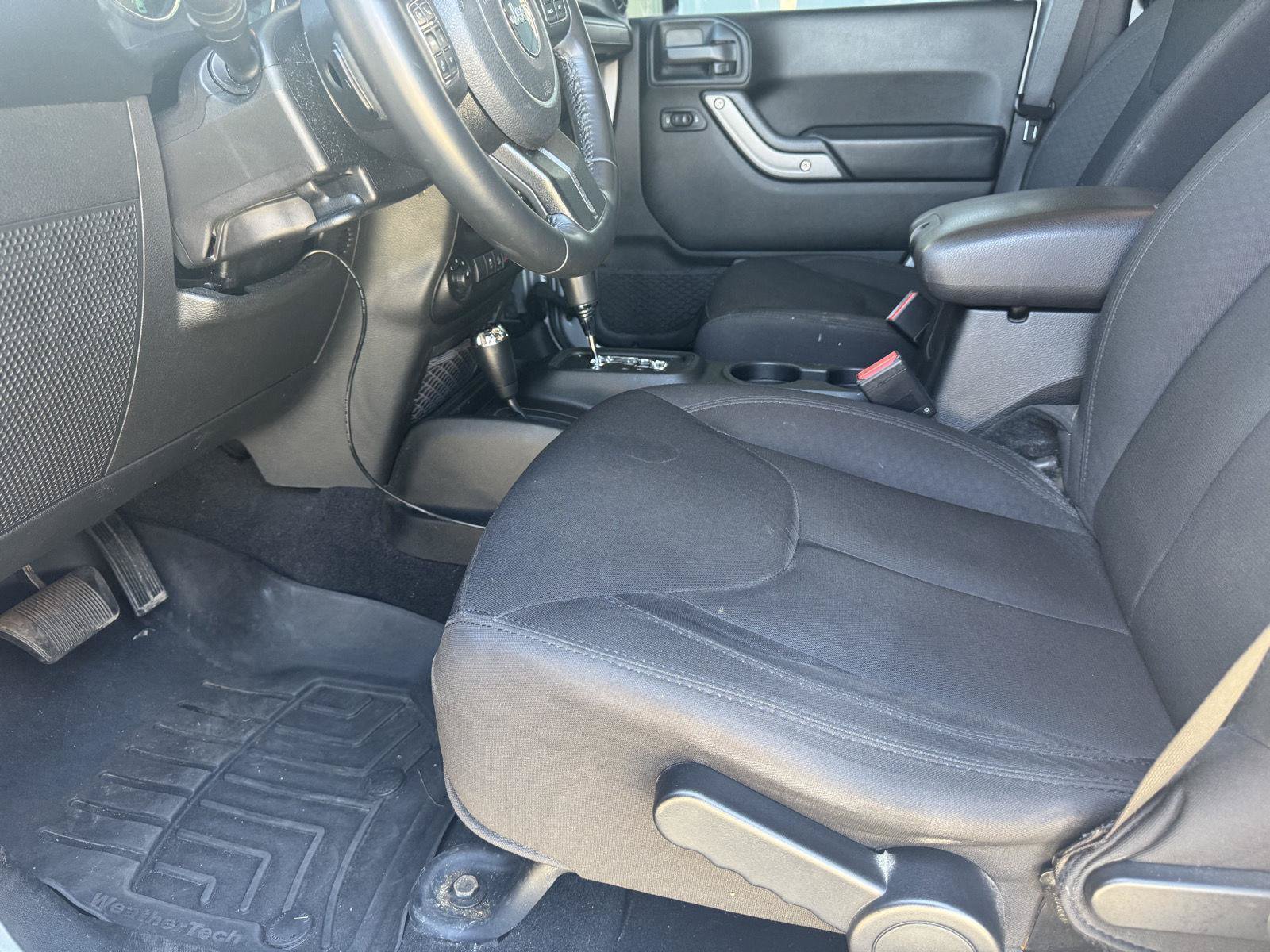 Used 2017 Jeep Wrangler Unlimited Sport w/ Quick Order Package 24S AWD/4WD image 15