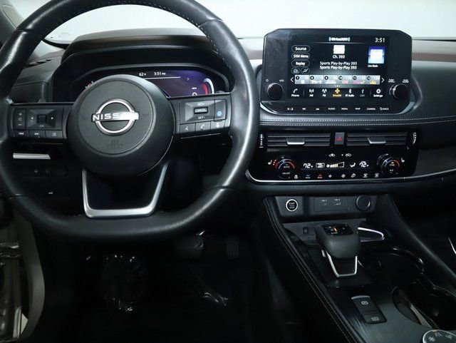 Used 2022 Nissan Rogue Platinum w/ Head-Up Display Package image 31