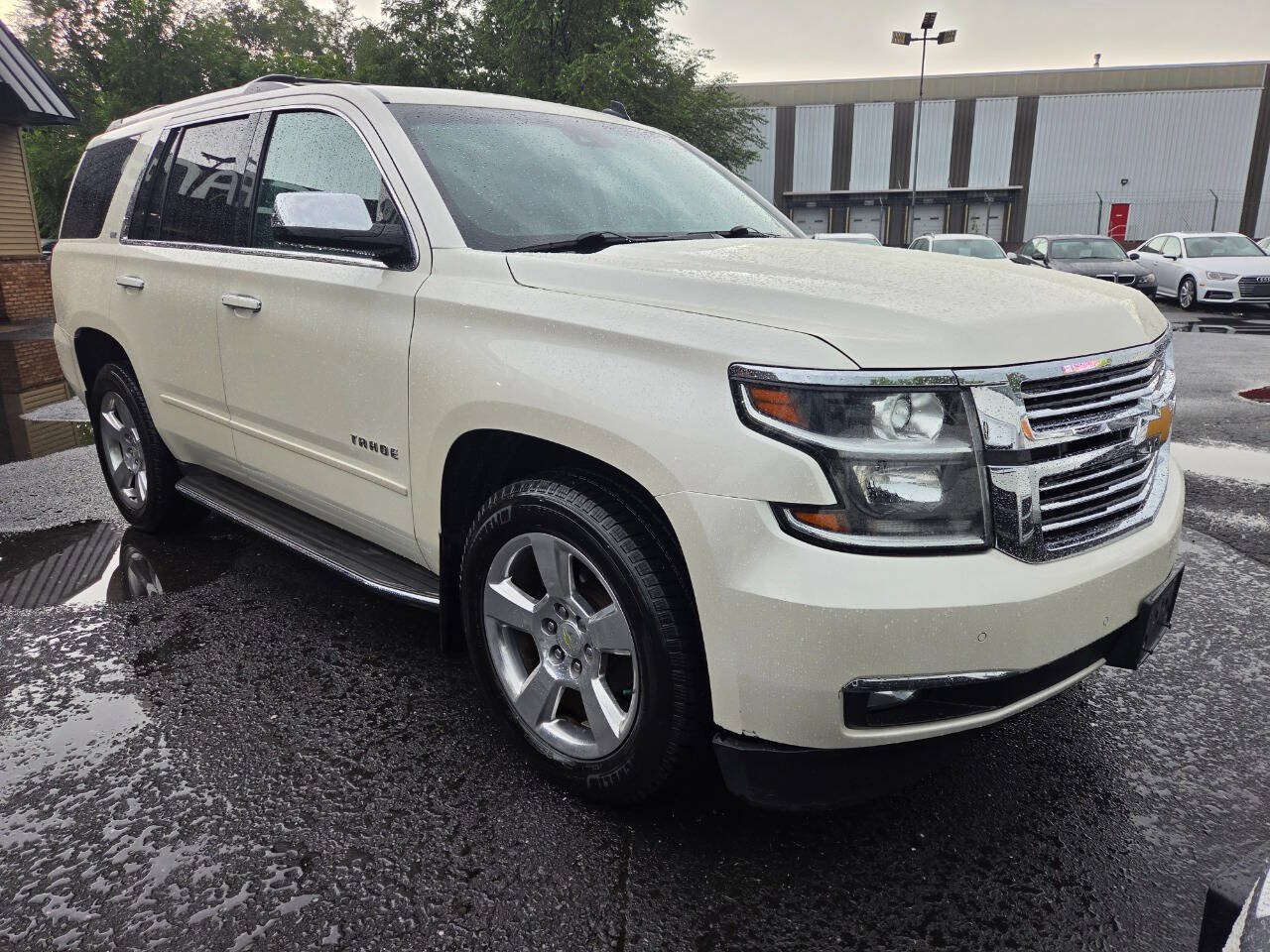 Used 2015 Chevrolet Tahoe LTZ AWD/4WD image 3