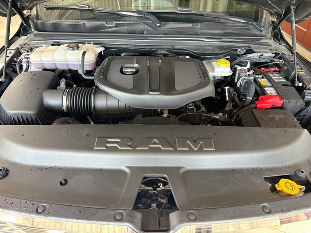 Used 2025 RAM 1500 Big Horn AWD/4WD image 29
