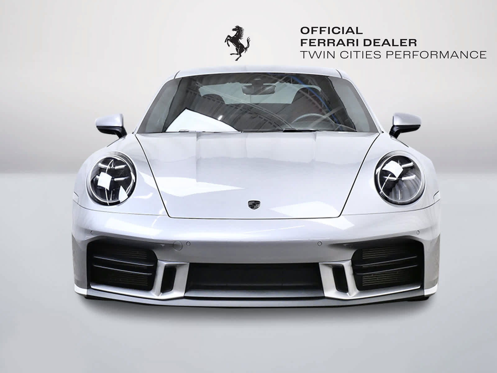 Used 2025 Porsche 911 Carrera RWD image 9