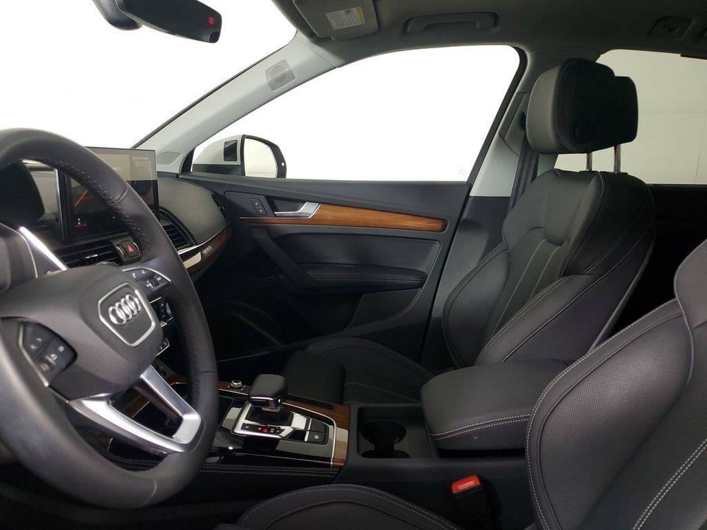 Used 2023 Audi Q5 2.0T Premium Plus w/ Premium Plus Package AWD/4WD image 23