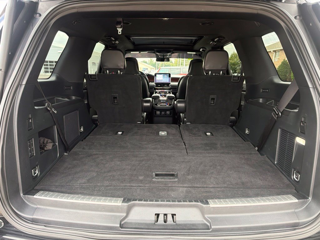 Used 2021 Lincoln Navigator Reserve AWD/4WD image 60