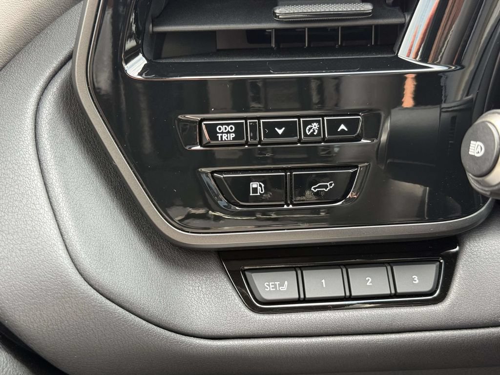 Used 2026 Lexus TX 550h AWD Plug-In Hybrid image 25