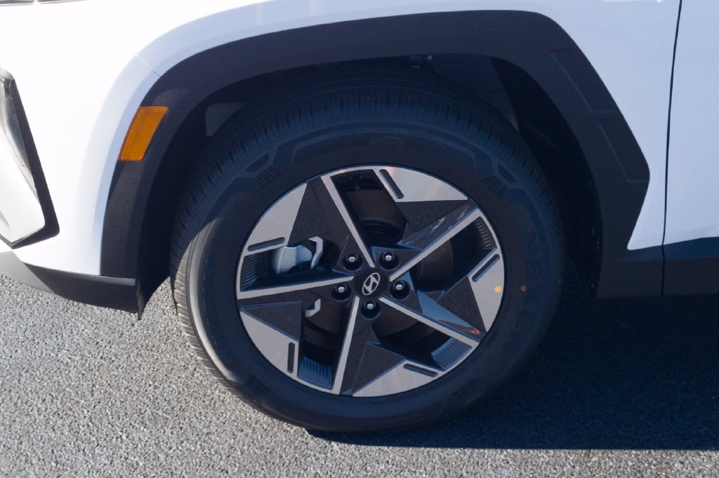 New 2026 Hyundai Tucson Blue SE FWD image 12