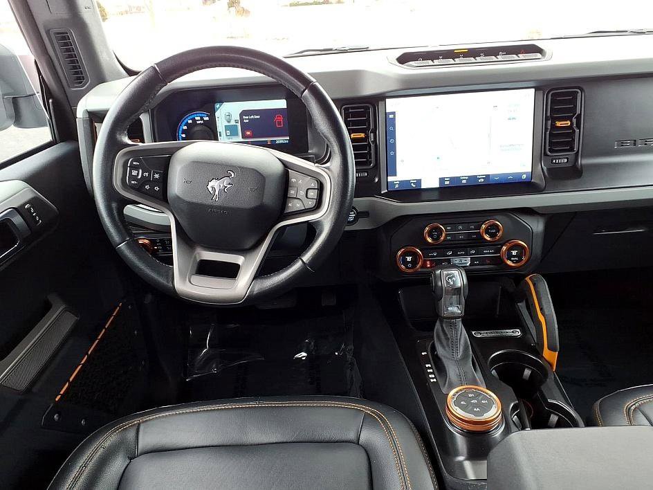 Used 2023 Ford Bronco Badlands image 24