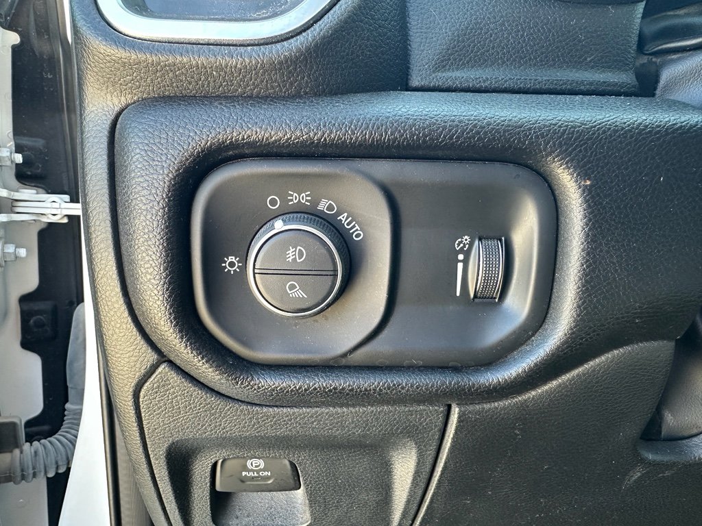 Used 2024 RAM 1500 Lone Star image 17