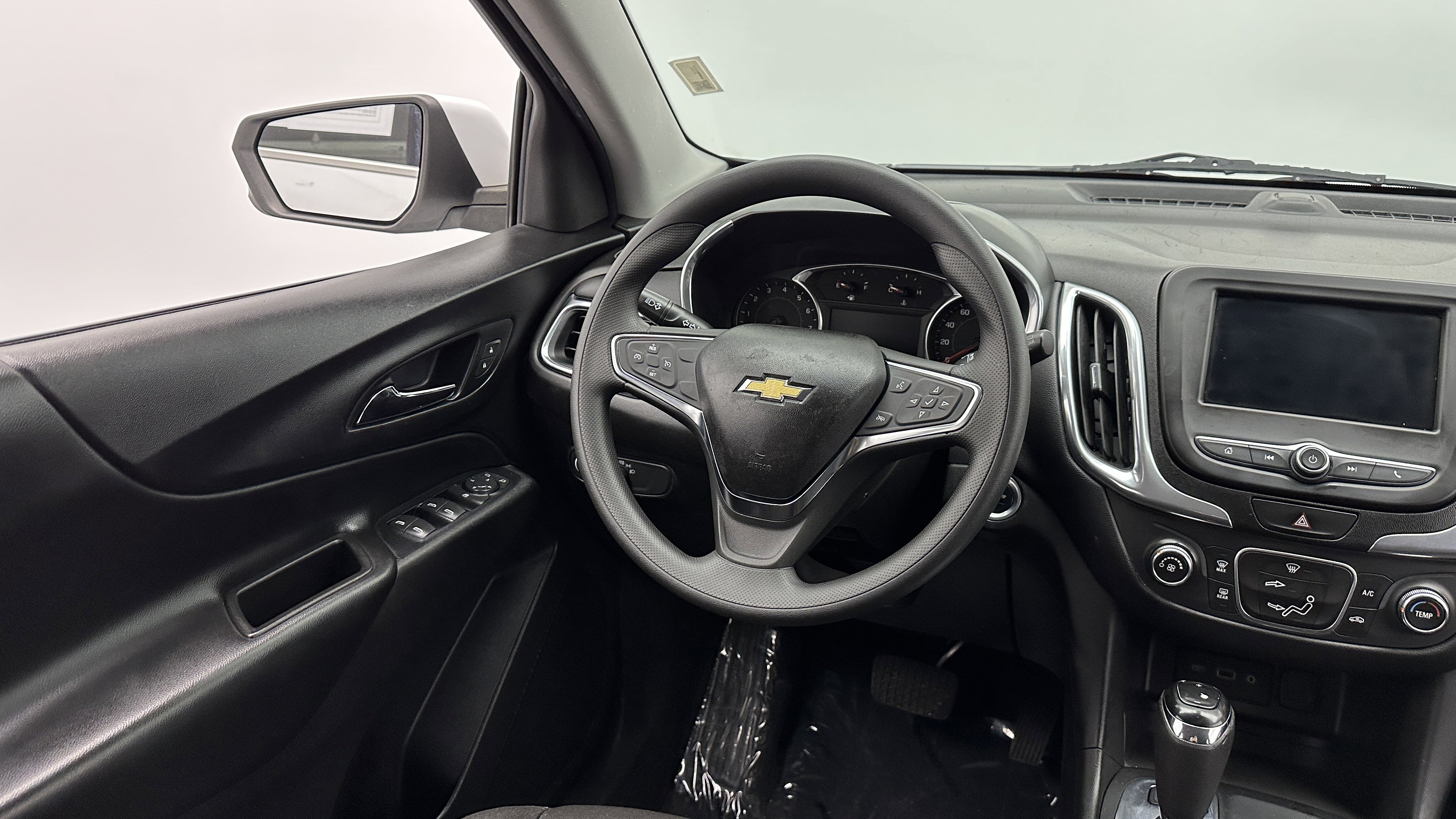 Used 2019 Chevrolet Equinox LT image 23