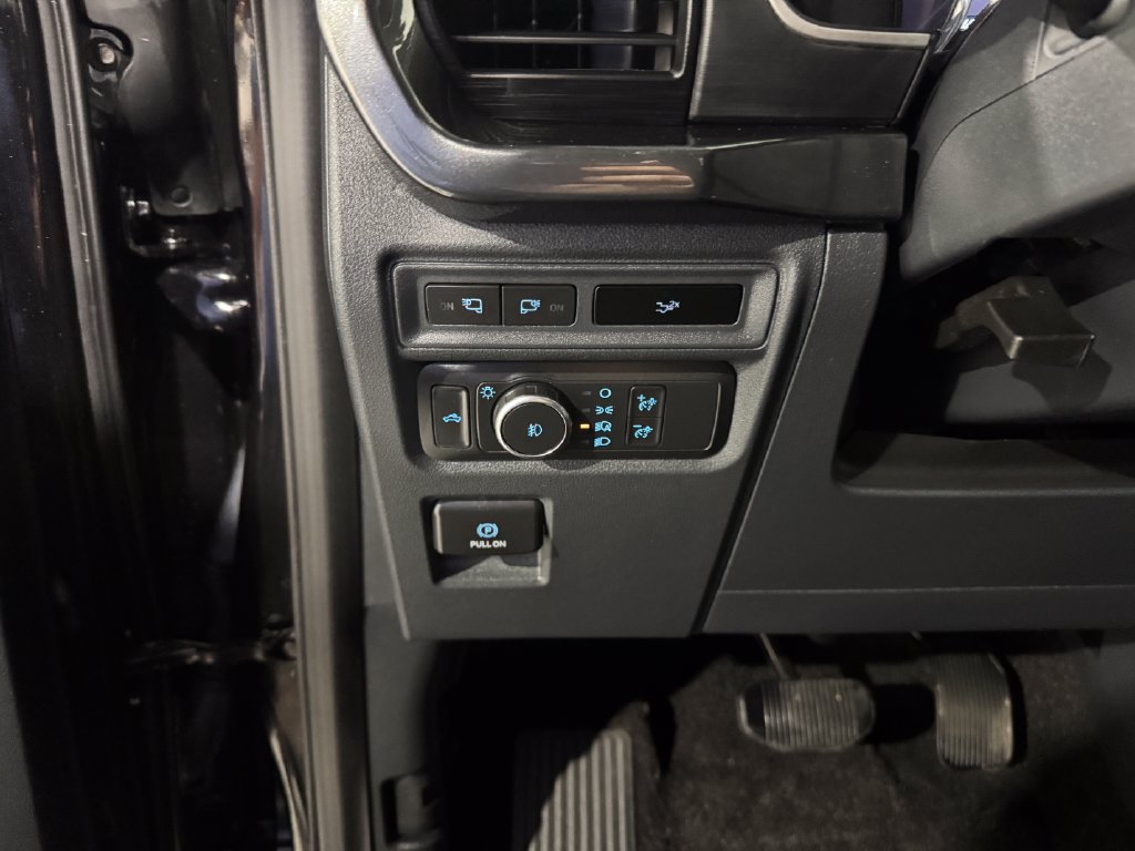 Used 2022 Ford F150 XLT w/ Equipment Group 302A High AWD/4WD image 34