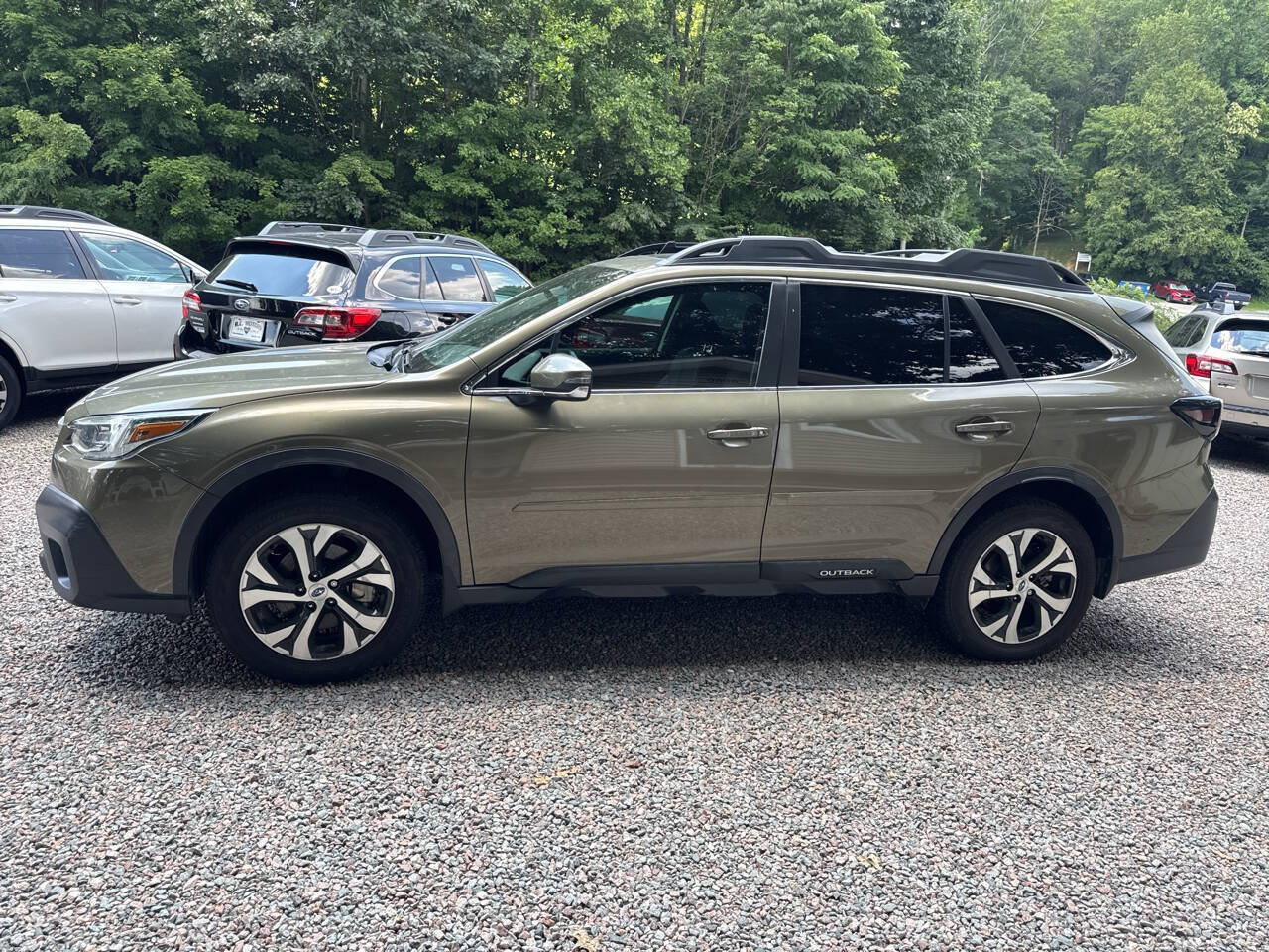Used 2020 Subaru Outback Limited w/ Popular Package #2 AWD/4WD image 2