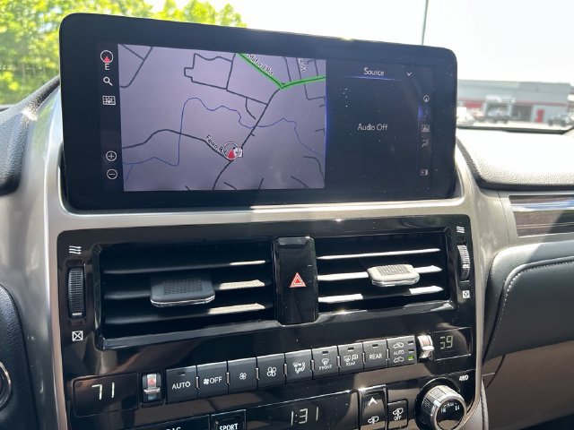 Used 2022 Lexus GX 460 Luxury w/ Sport Design Package AWD/4WD image 18