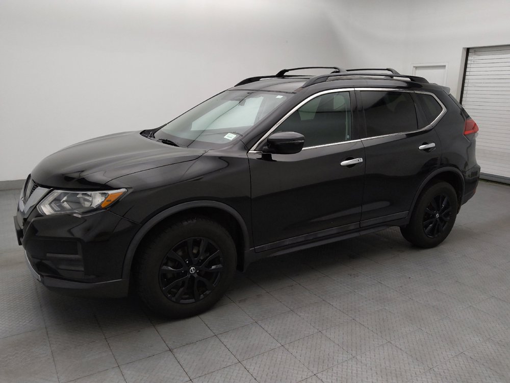 Used 2017 Nissan Rogue SV w/ Midnight Edition AWD/4WD image 2