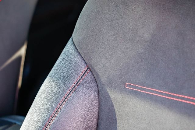 Used 2023 Mercedes-Benz GLB 250 4MATIC image 25