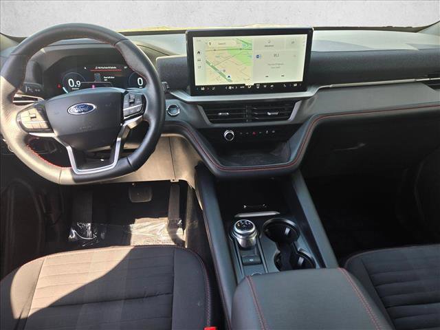 Used 2025 Ford Explorer ST-Line w/ ST-Line Street Pack AWD/4WD image 16