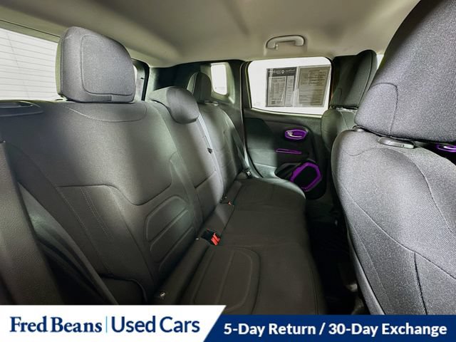 Used 2021 Jeep Renegade Latitude w/ Convenience Group AWD/4WD image 30