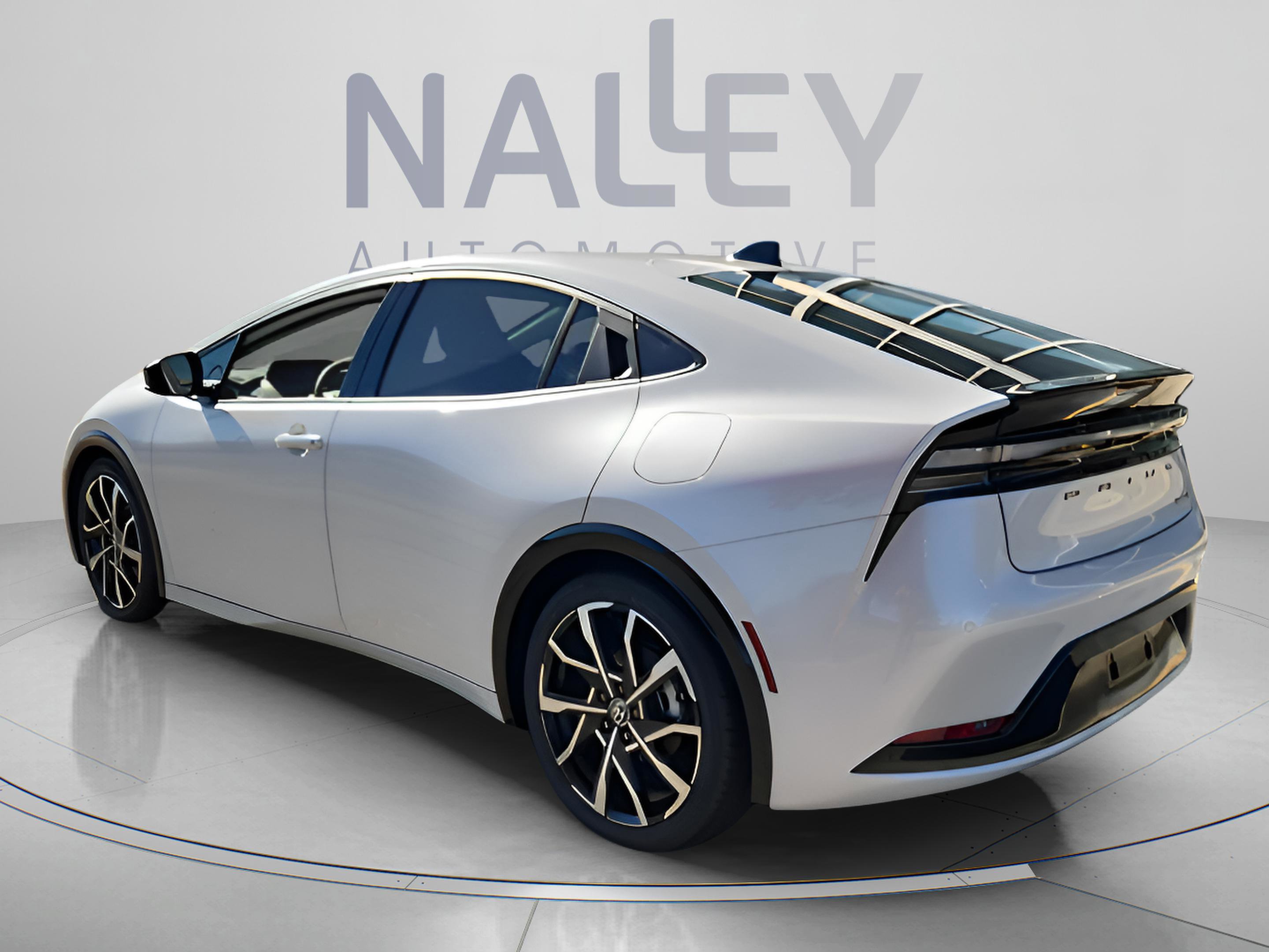 New 2026 Toyota Prius Plug-In Hybrid FWD image 3