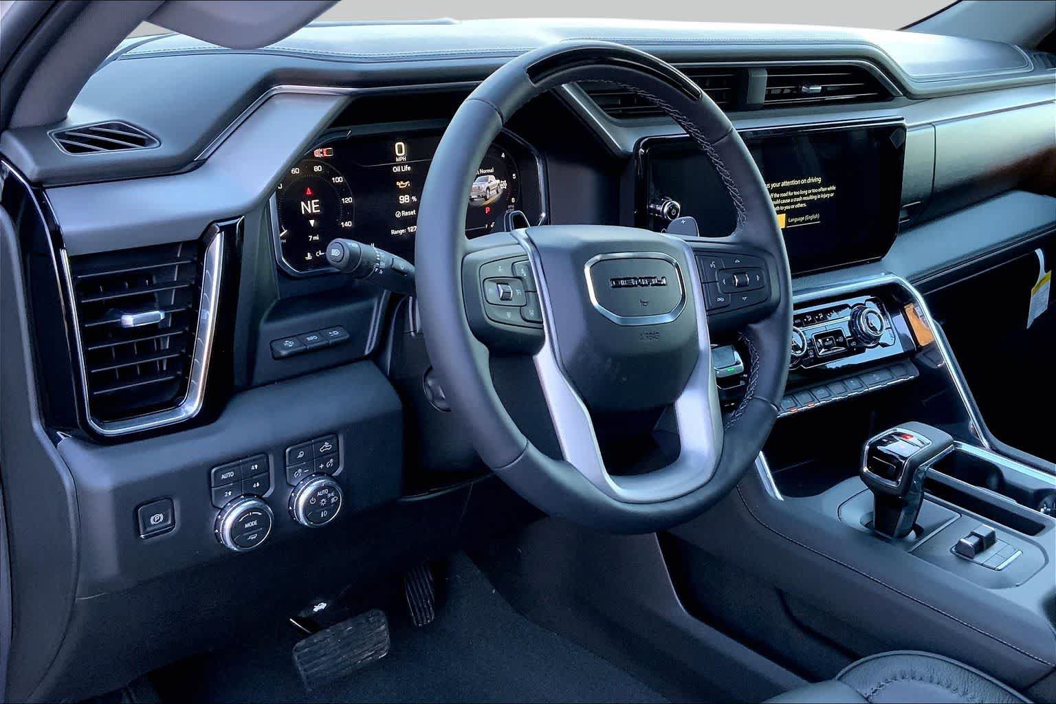 Used 2026 GMC Sierra 1500 Denali AWD/4WD image 8