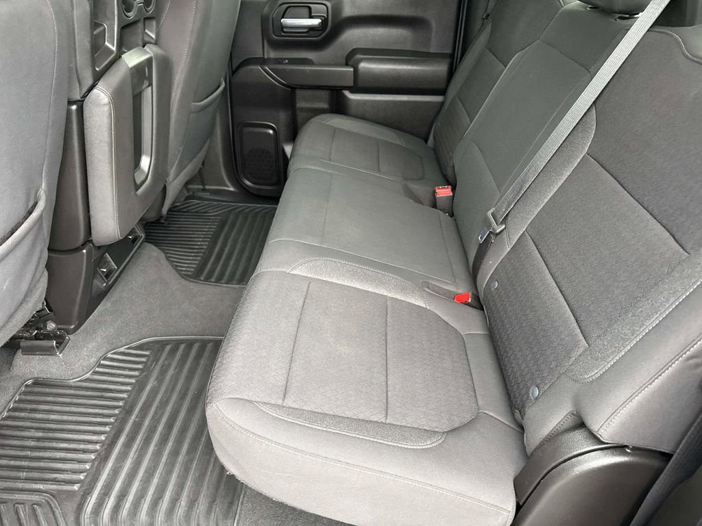 Used 2022 Chevrolet Silverado 1500 Custom Trail Boss w/ LPO, Dark Essentials Package image 11