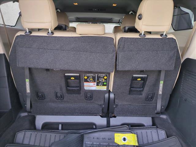 Certified 2024 Toyota Sienna Limited FWD image 7