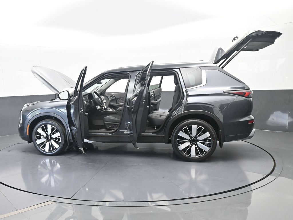 New 2026 Mitsubishi Outlander SEL FWD image 73
