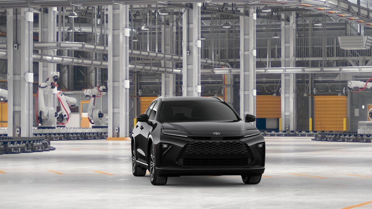 New 2026 Toyota Crown Signia AWD/4WD image 16