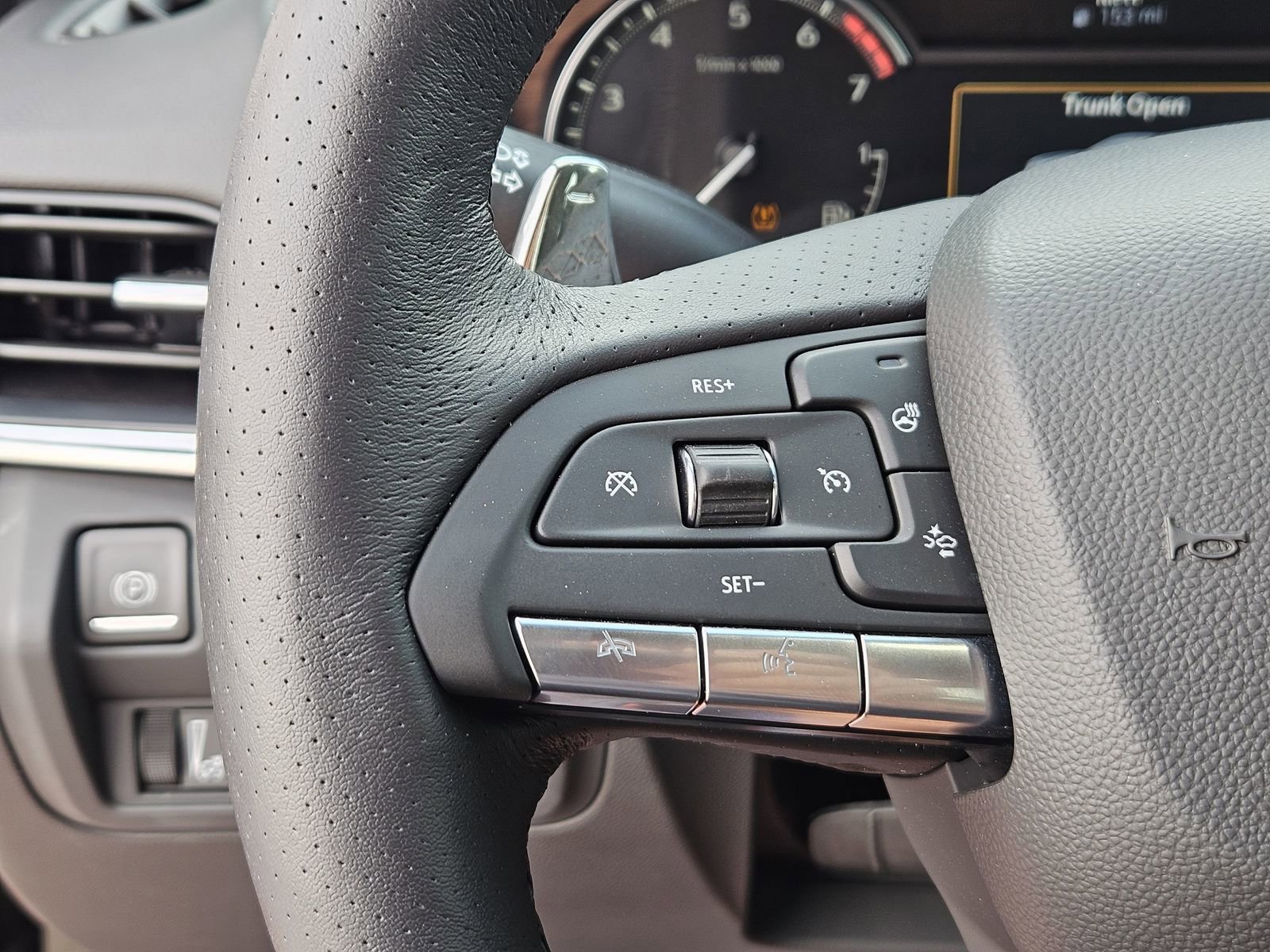 Certified 2025 Cadillac CT4 Sport image 24