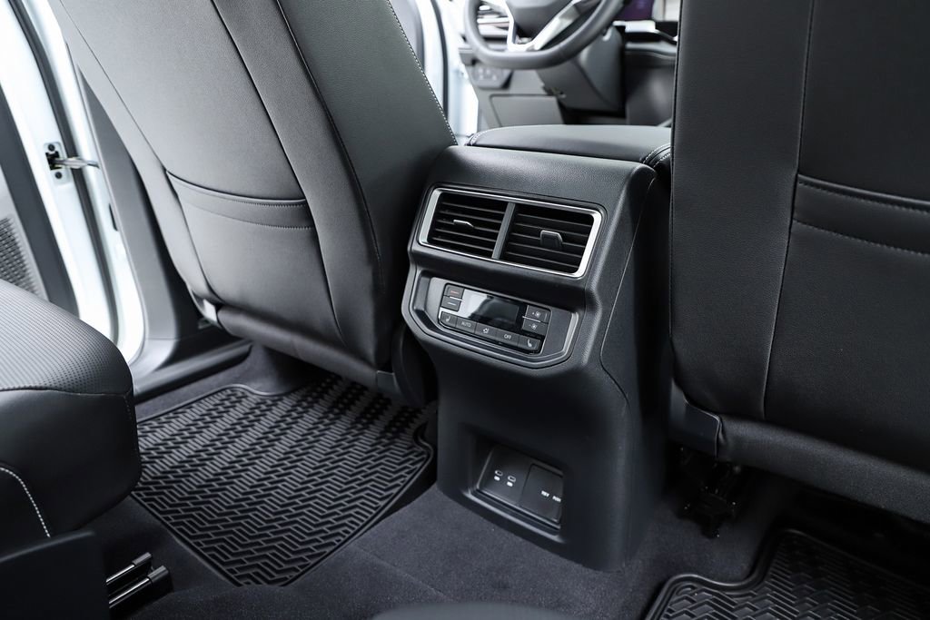 New 2026 Volkswagen Atlas SEL Premium R-Line image 39