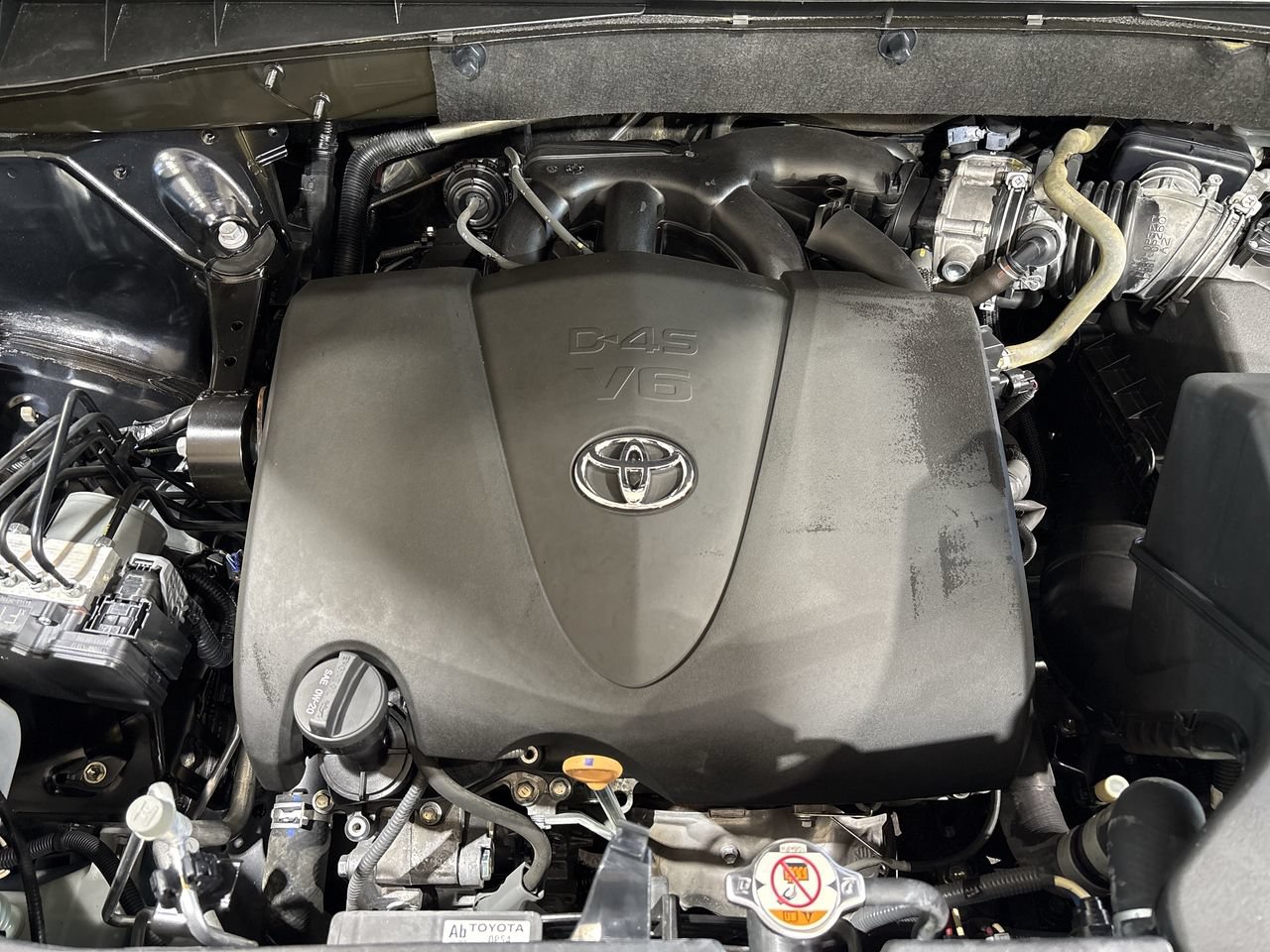 Certified 2019 Toyota Highlander SE FWD image 27