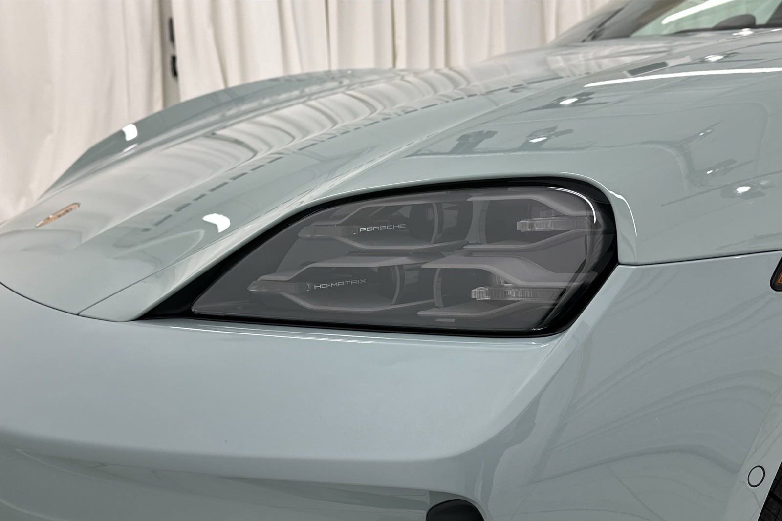 New 2025 Porsche Taycan 4S image 13