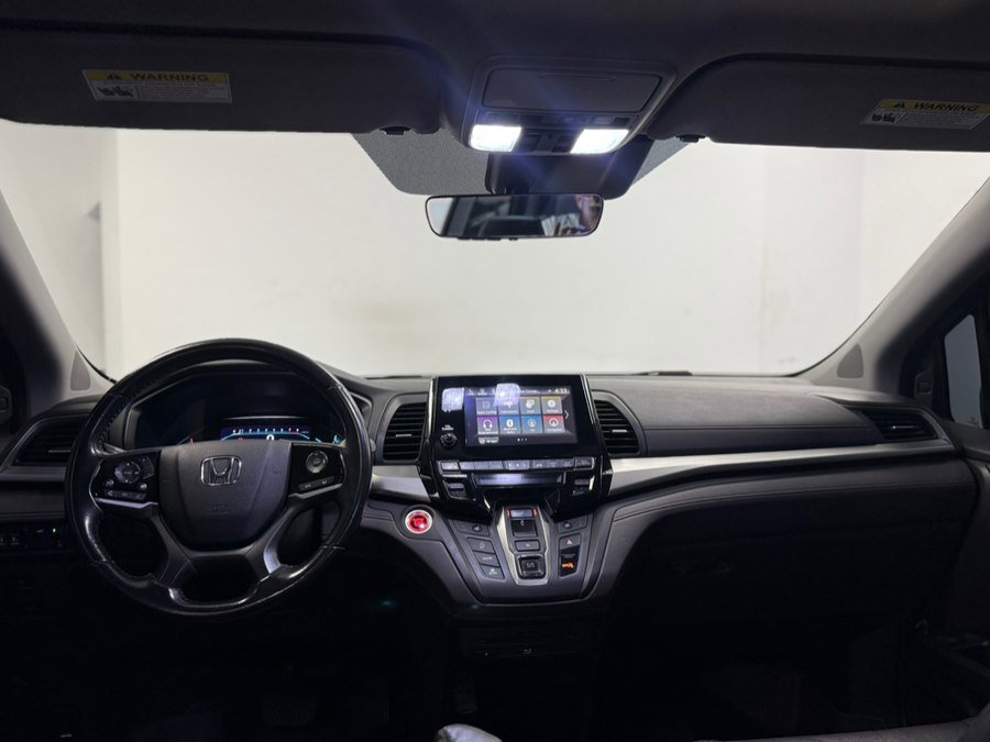 Used 2018 Honda Odyssey Touring image 38