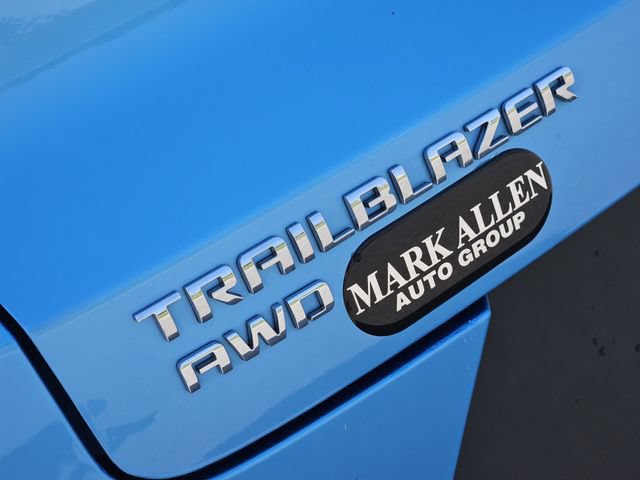Used 2025 Chevrolet TrailBlazer LT AWD/4WD image 11