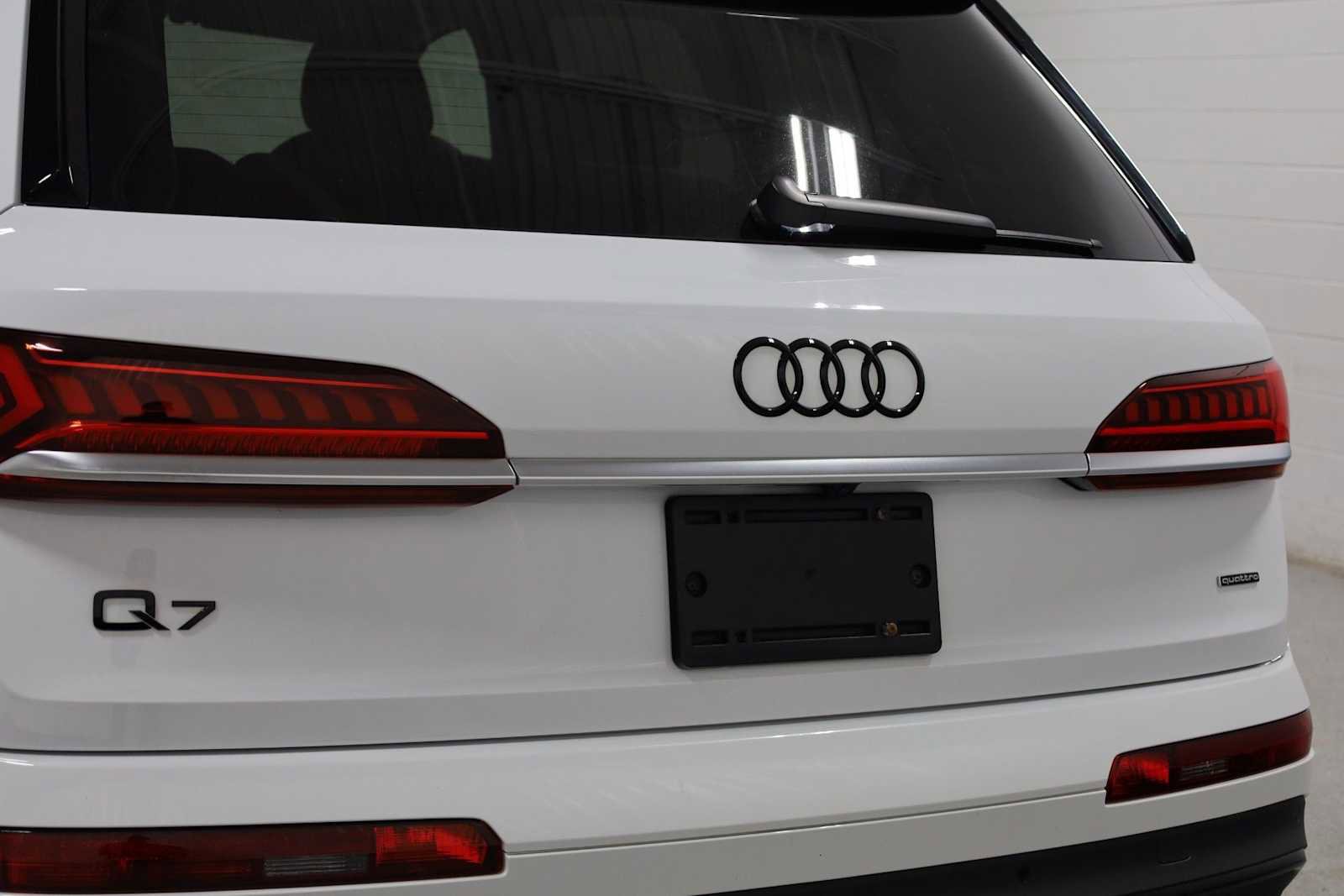 Used 2021 Audi Q7 3.0T Prestige w/ Prestige Package AWD/4WD image 8