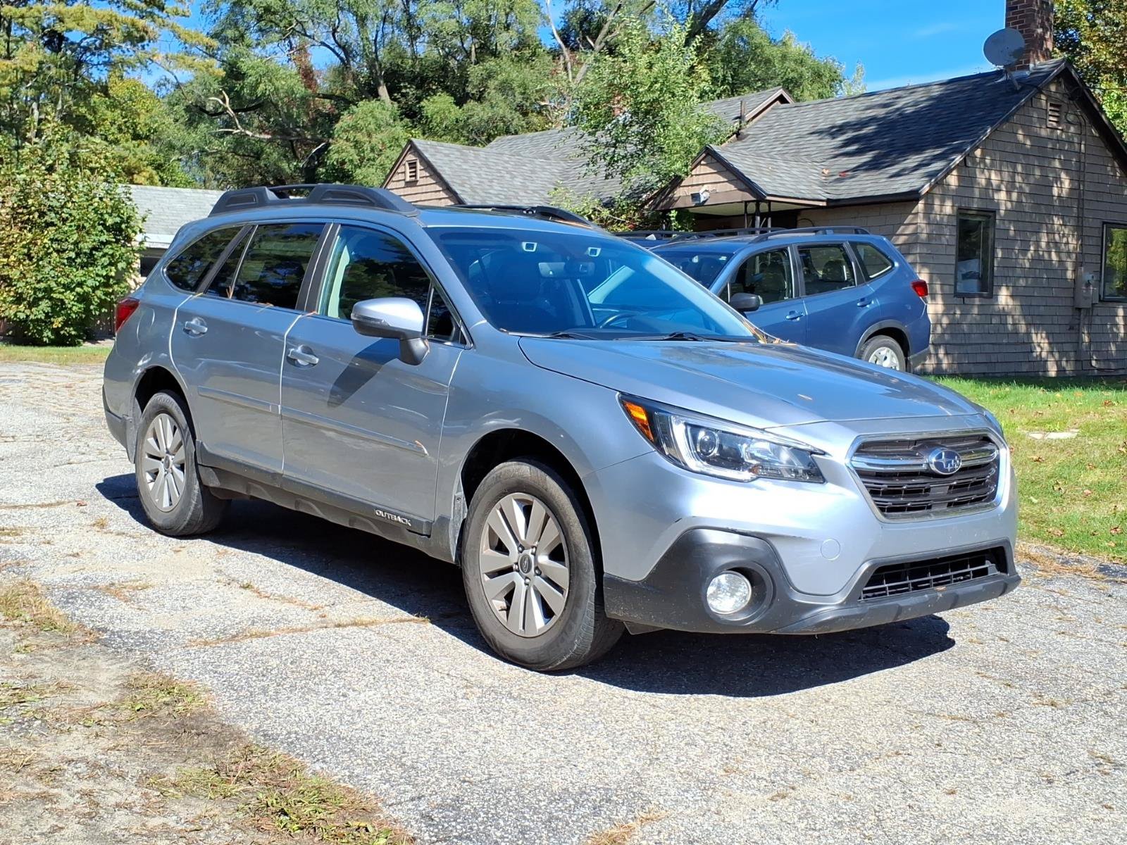 Used 2019 Subaru Outback 2.5i Premium AWD/4WD image 3