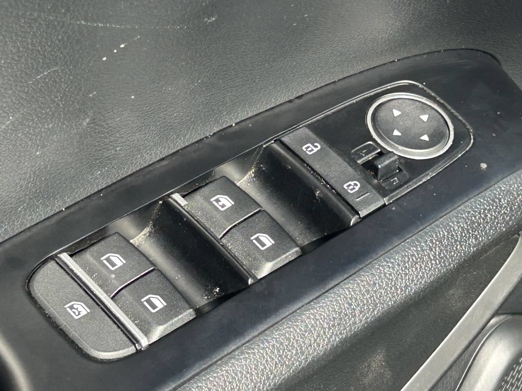 Used 2024 Kia Soul LX w/ Option Group 015 FWD image 50