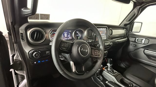 Used 2023 Jeep Wrangler Unlimited w/ 8.4" Radio Group AWD/4WD image 12