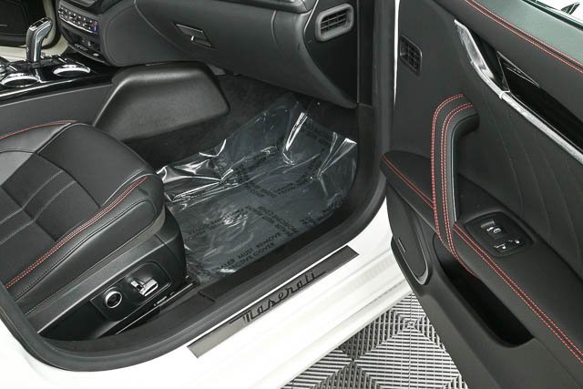 New 2024 Maserati Ghibli Modena Ultima Q4 image 27