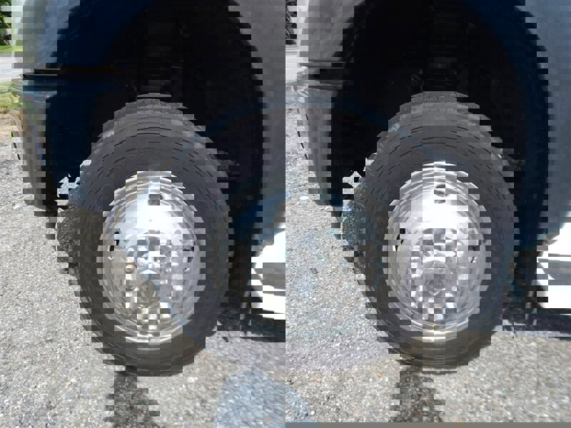 Used 2012 Ford F550 2WD Regular Cab Super Duty w/ Payload Upgrade Pkg image 10