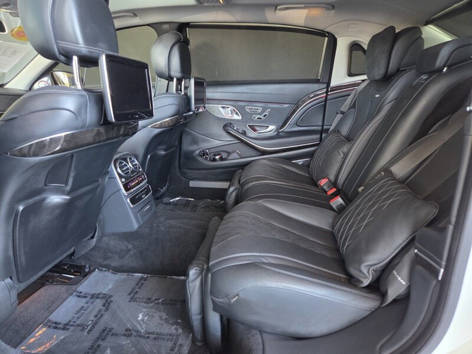 Used 2016 Mercedes-Benz Maybach S 600 image 14